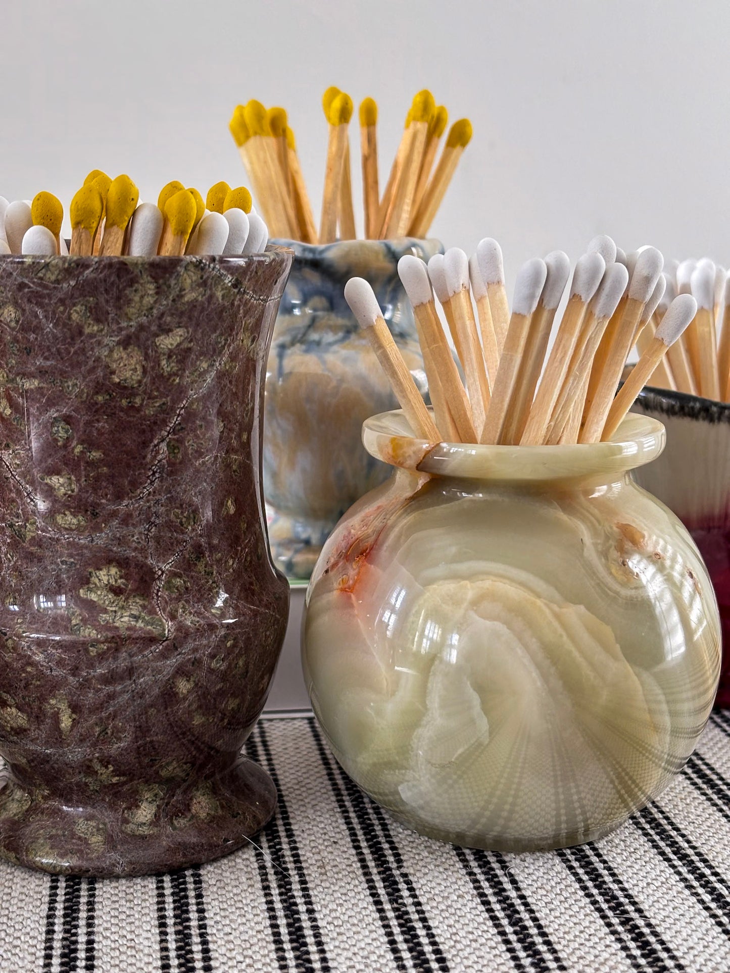 Onyx Stone Matchstick Holder – Natural Marble Veined Accessory