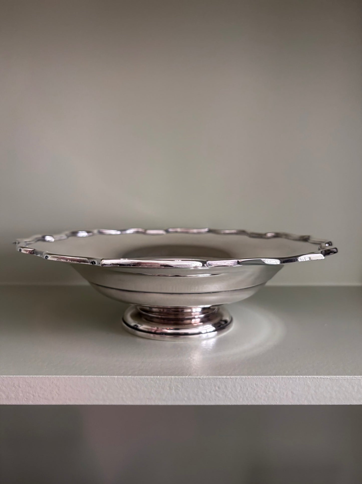 Silver Plate Scalloped Edge Tazza Pedestal Dish / Bowl