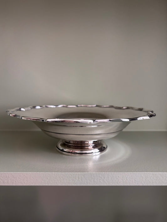 Silver Plate Scalloped Edge Tazza Pedestal Dish / Bowl