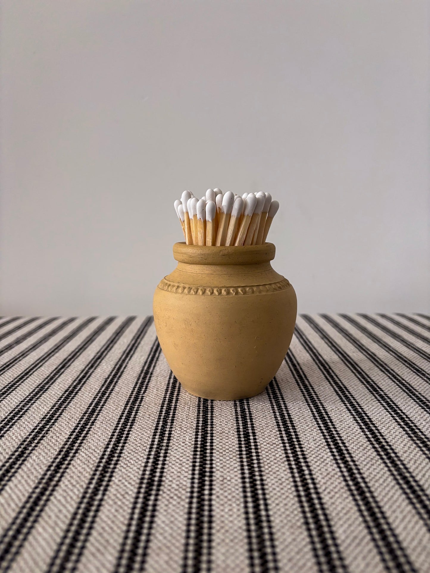 Small Earthenware Pot in Warm Beige