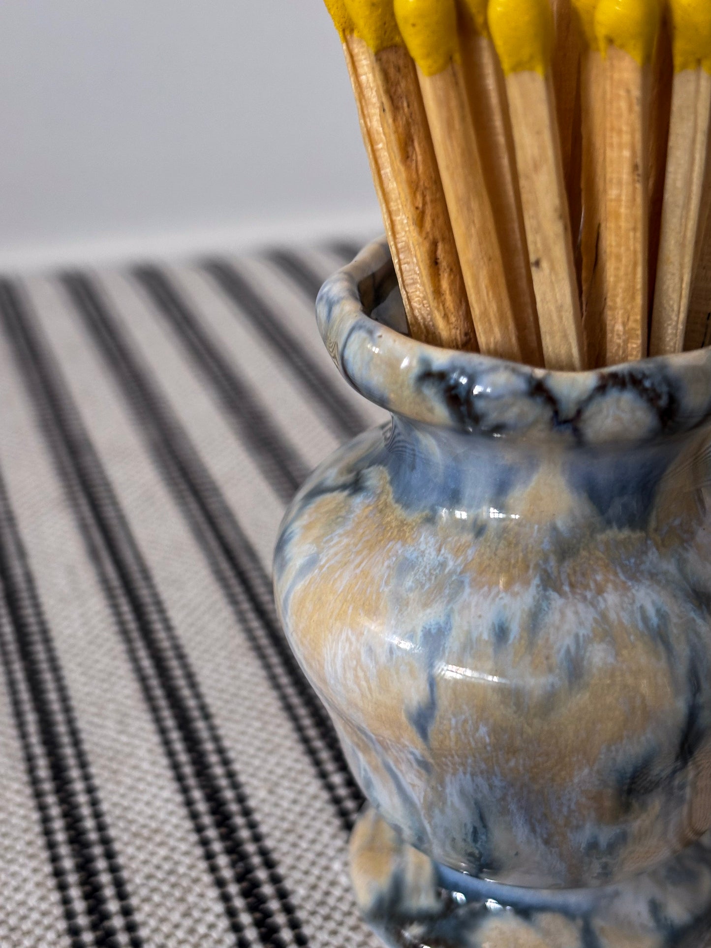 Vintage Studio Pottery Ruffled Edge Matchstick Holder – Glazed Ceramic