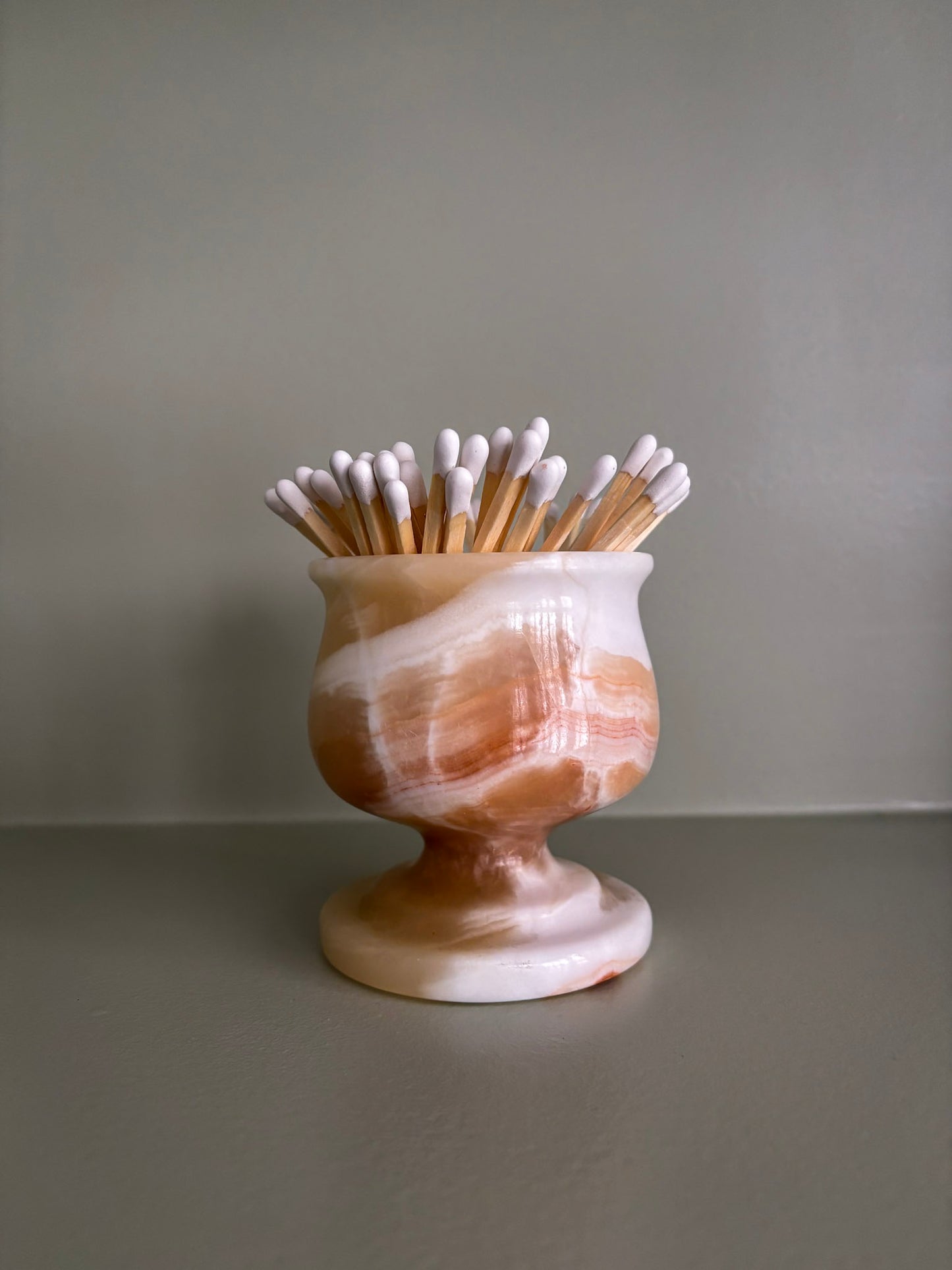 Onyx Pedestal Matchstick Holder