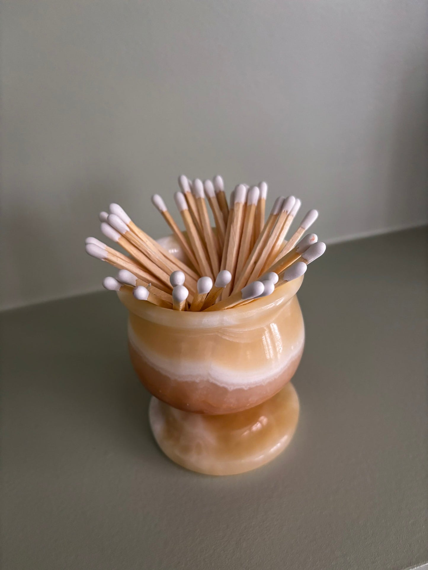 Onyx Pedestal Matchstick Holder
