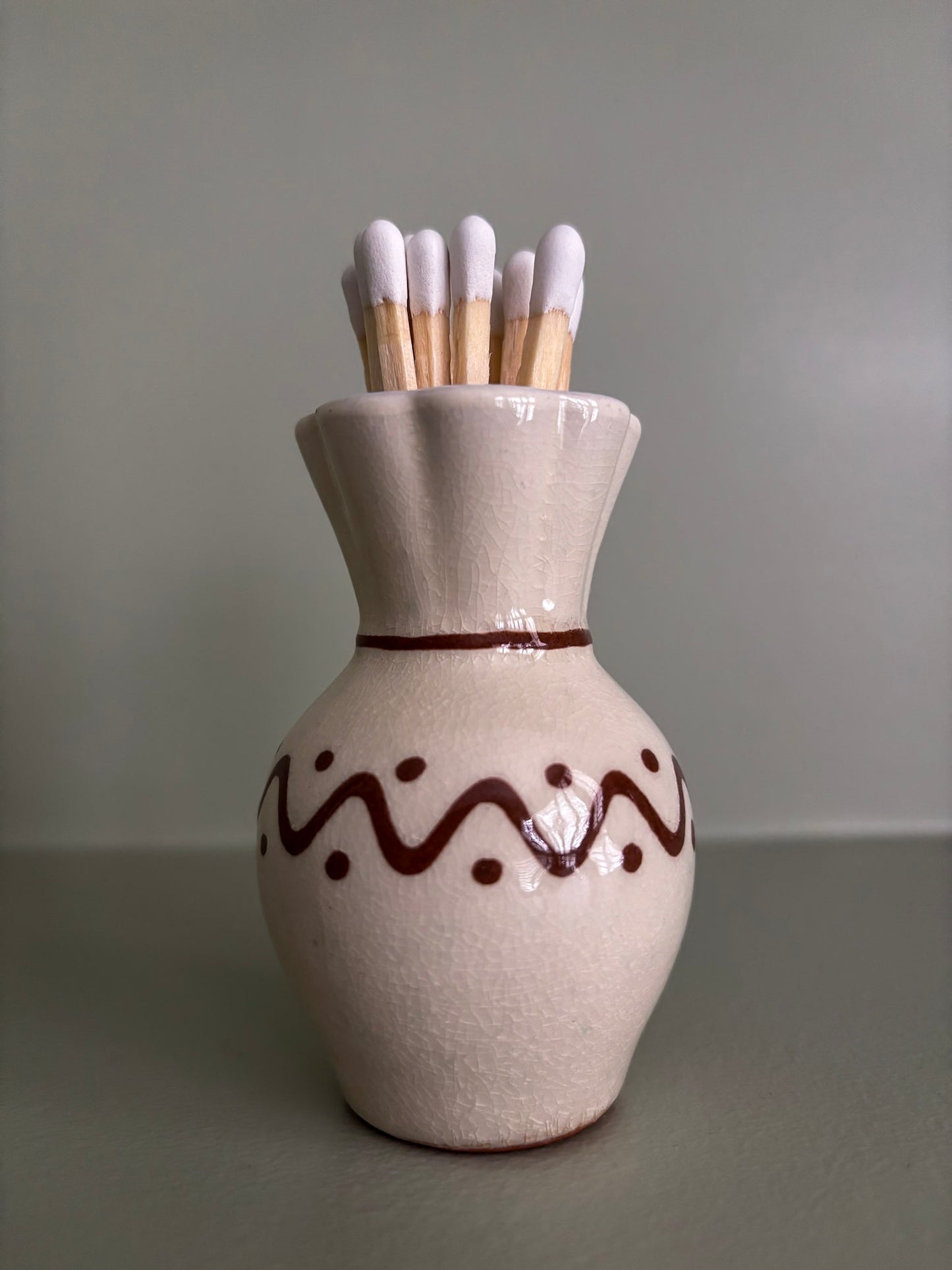 Miniature Zig-Zag Spot Matchstick Holder Vase