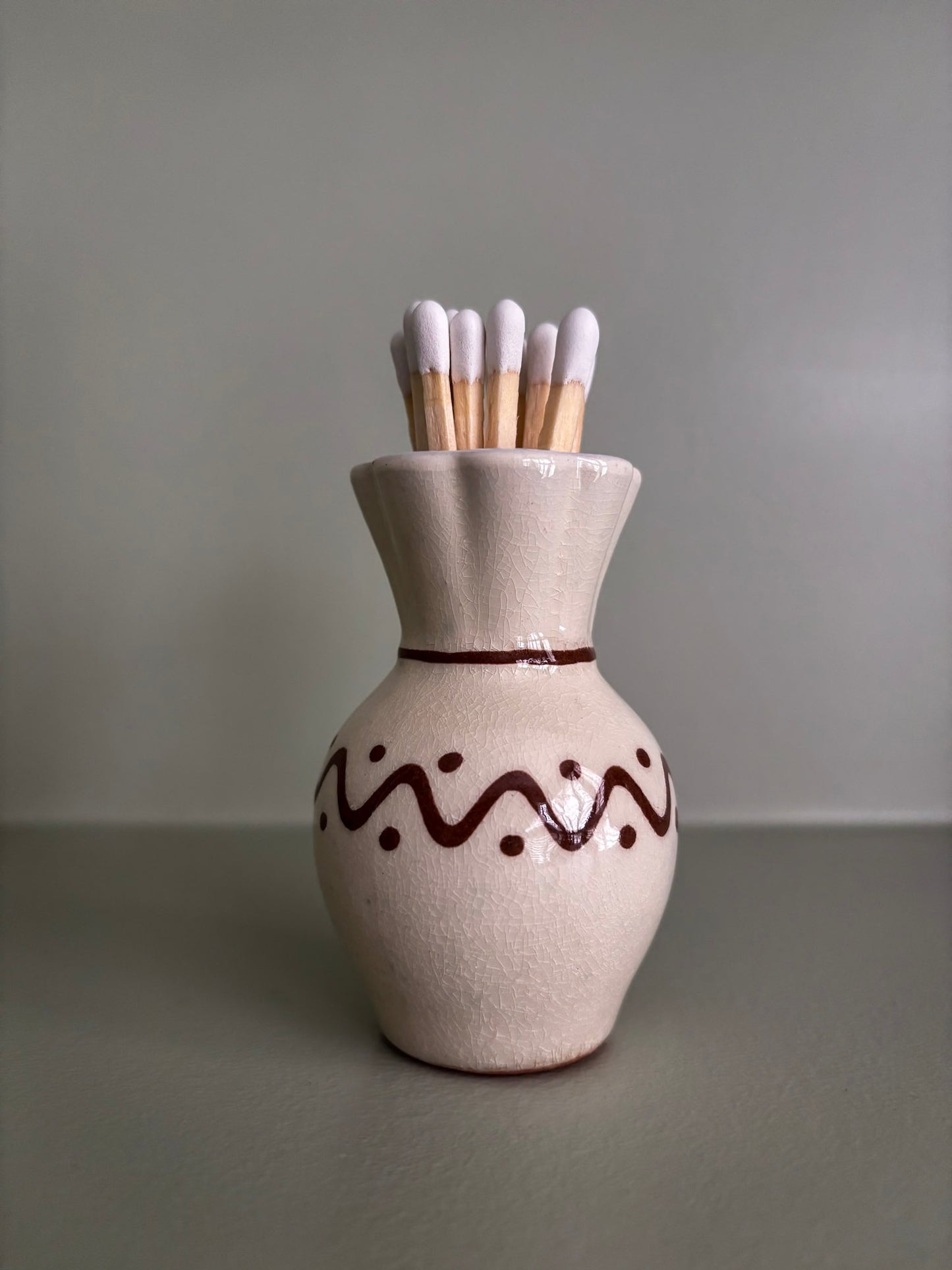 Miniature Zig-Zag Spot Matchstick Holder Vase