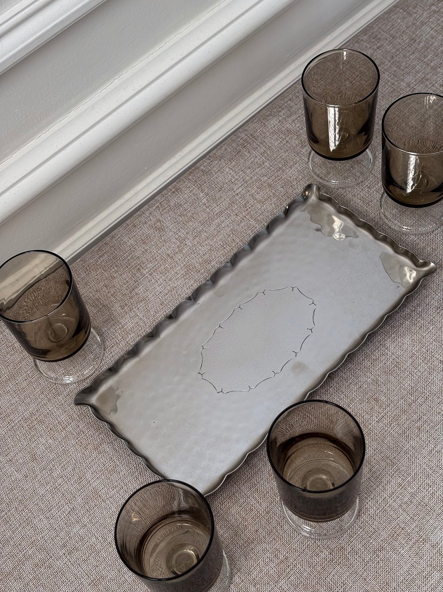 Smoked Glass Goblets with Hammered Stainless Steel Scalloped Tray, Mid-Century Drinks Set (5 Glasses + Tray)