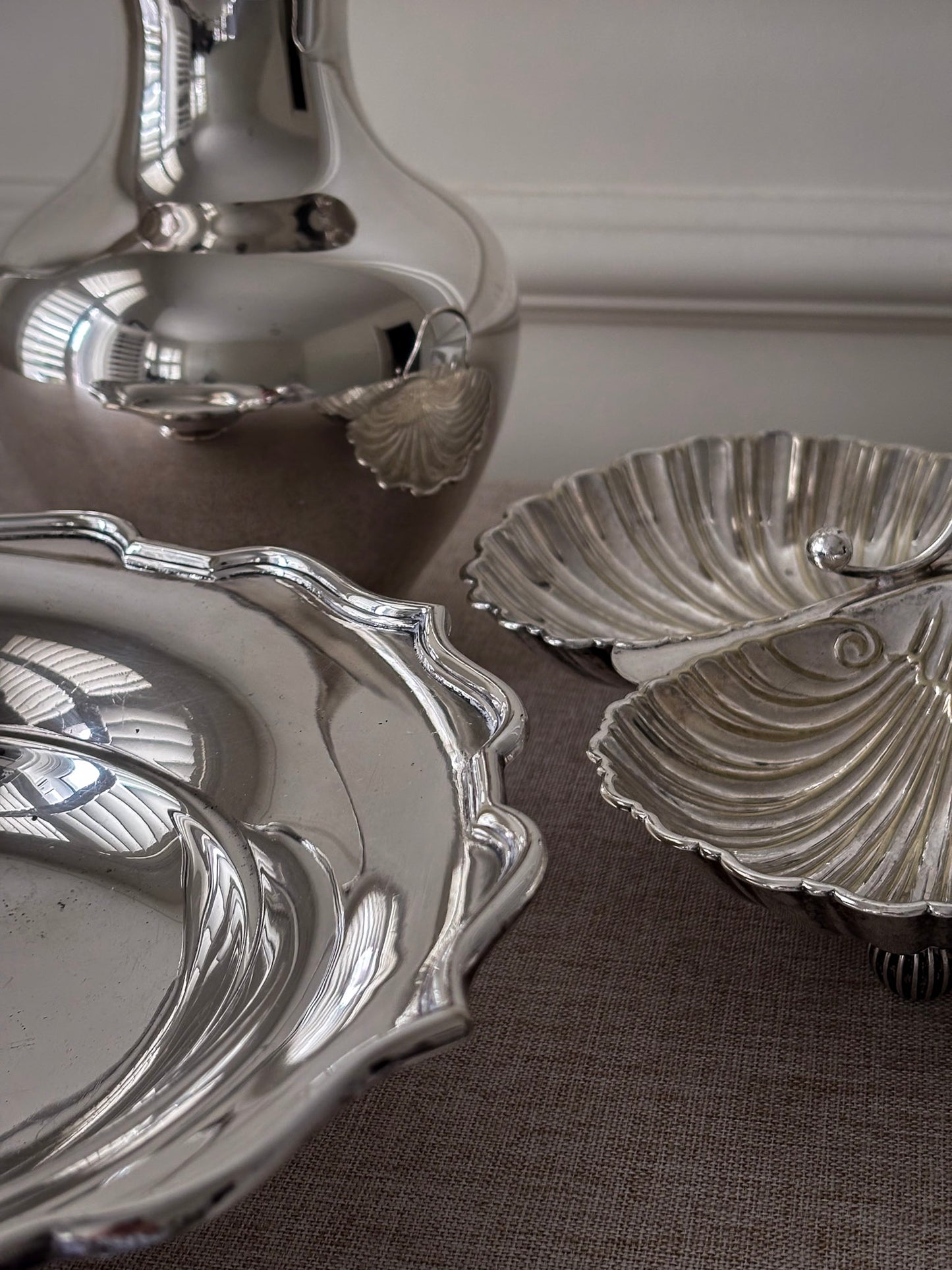 Silver Plate Scalloped Edge Tazza Pedestal Dish / Bowl