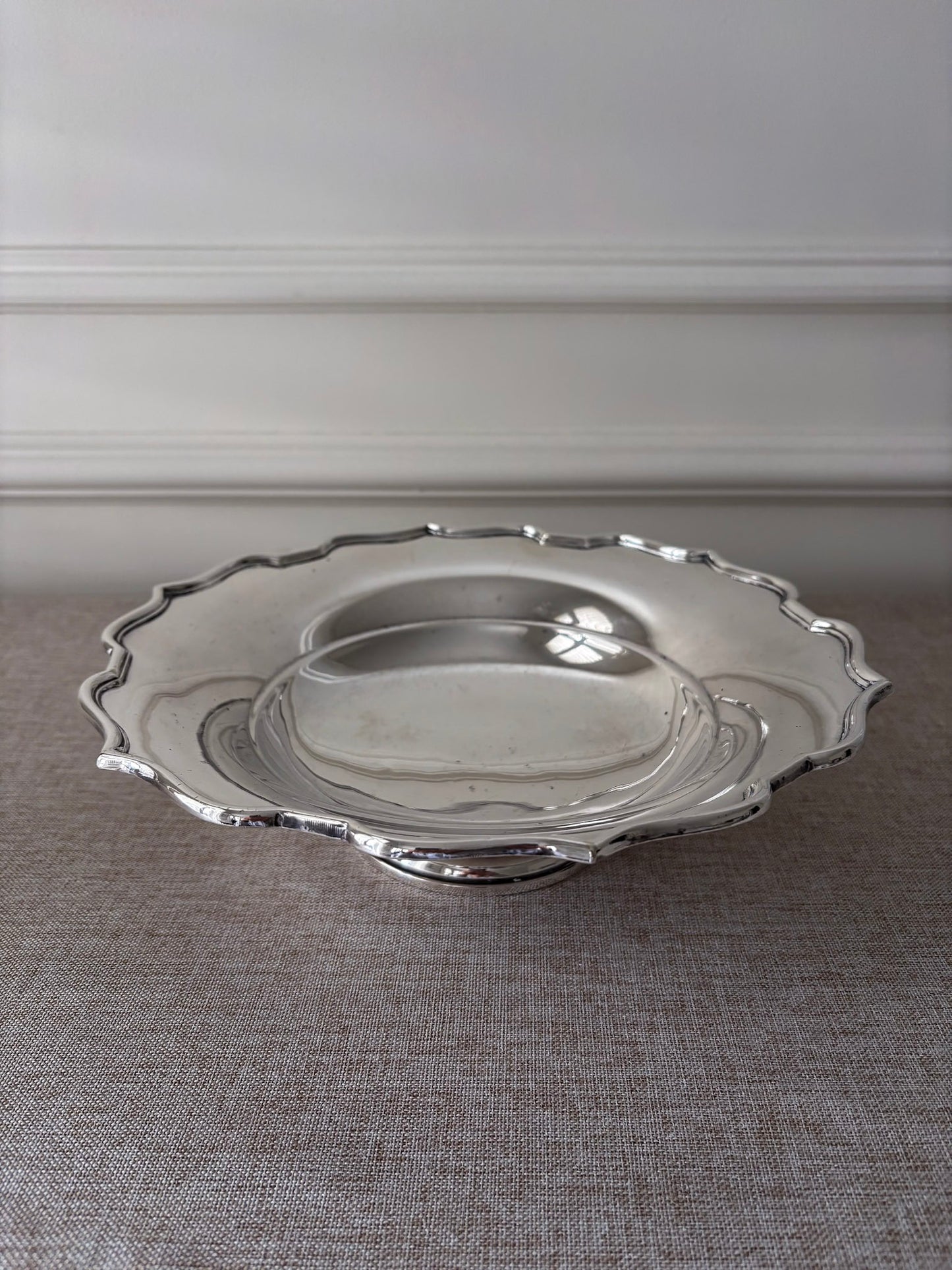 Silver Plate Scalloped Edge Tazza Pedestal Dish / Bowl