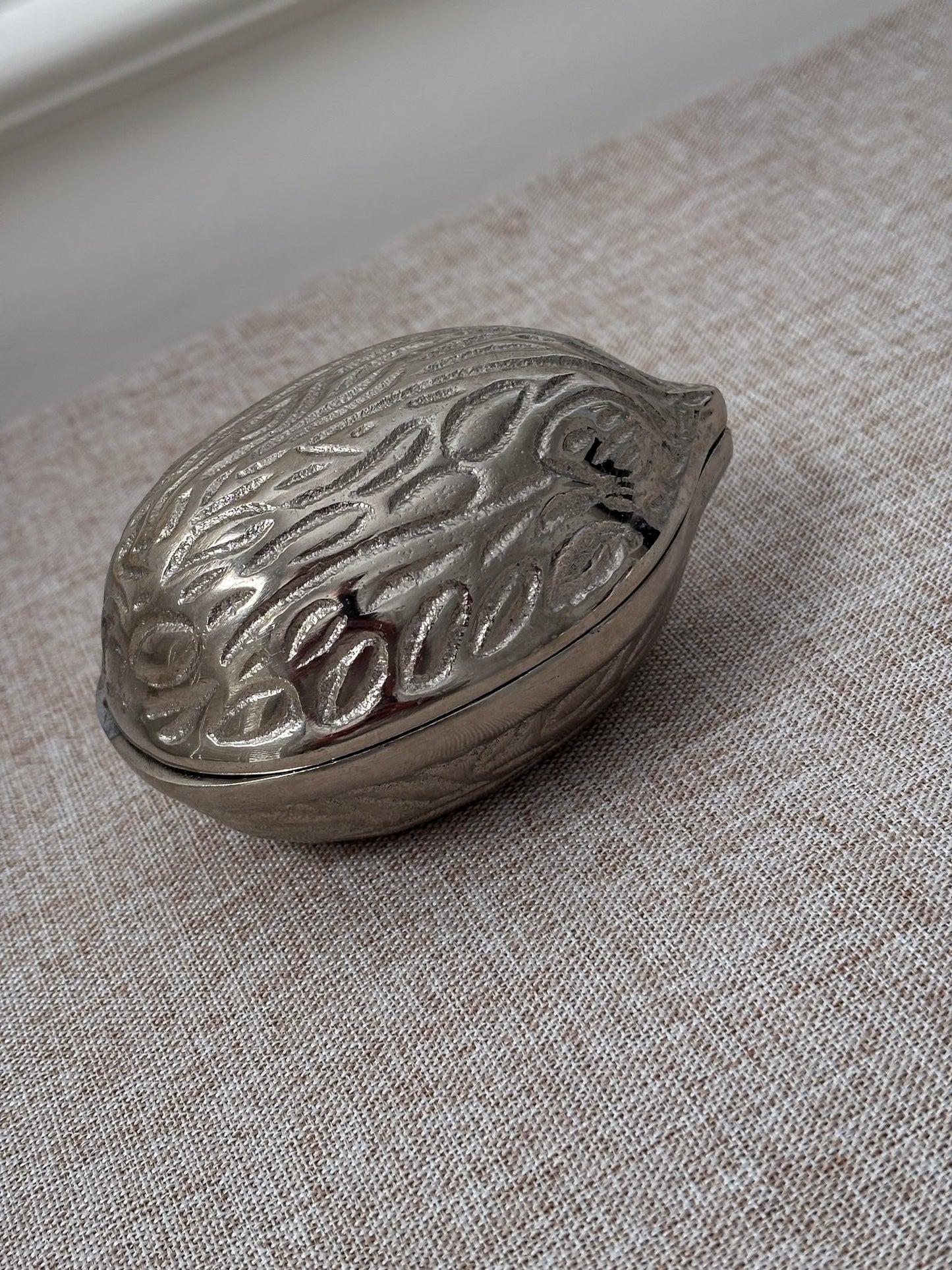Silver Metal Walnut Trinket Box, Decorative Storage Dish with Lid