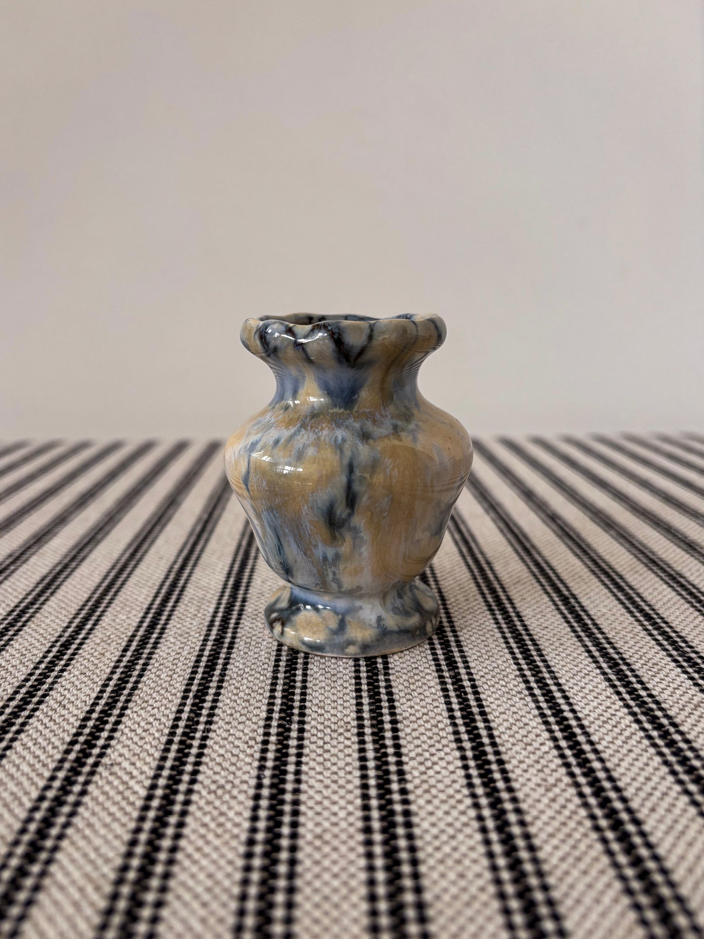 Vintage Studio Pottery Ruffled Edge Matchstick Holder – Glazed Ceramic