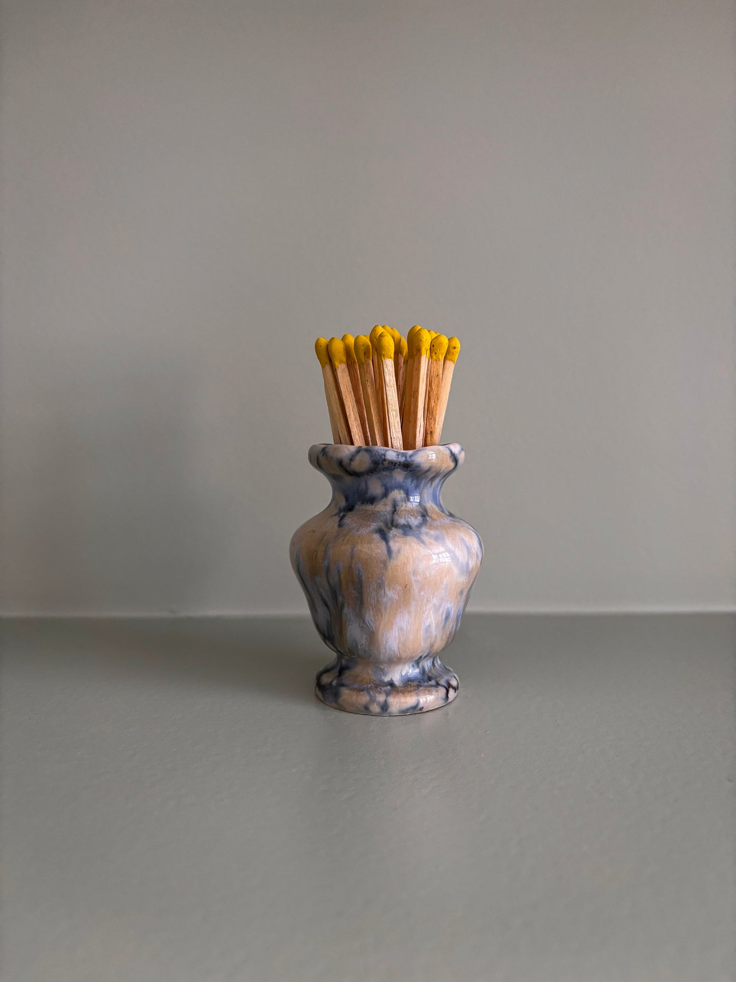 Vintage Studio Pottery Ruffled Edge Matchstick Holder – Glazed Ceramic